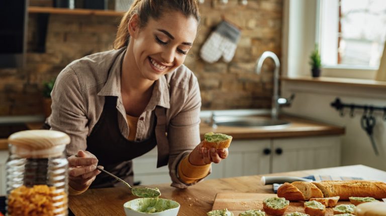 What Happens to Your Stool When You Eat Avocado Daily