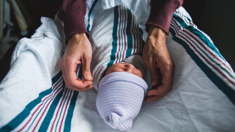 Why Do All Hospital Baby Blankets Look Alike, and Who Manufactures Them? Why Do All Hospital Baby Blankets Look Alike, and Who Manufactures Them?