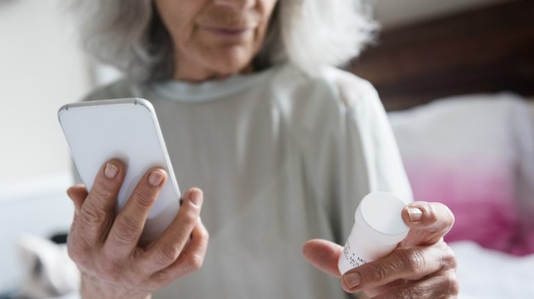 The Effects of Combining Hydrocodone and Ibuprofen on Your Body